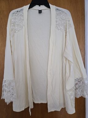 Daisy Cream Lace-Trim Open Front Robe With Pant And Strapless Bustier